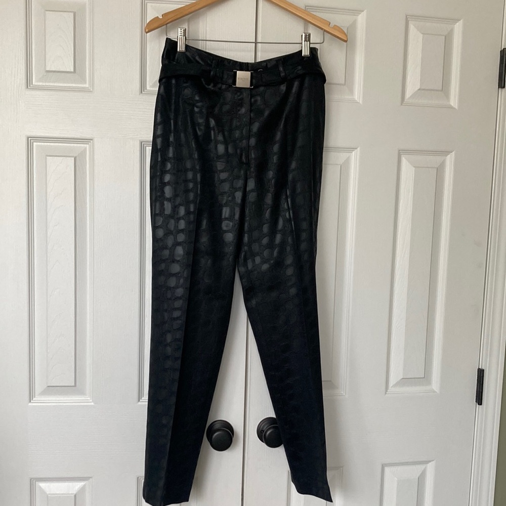 Votre Nom pants Size 42/P Black reptile print
